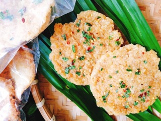 10 bịch cơm cháy mắm hành