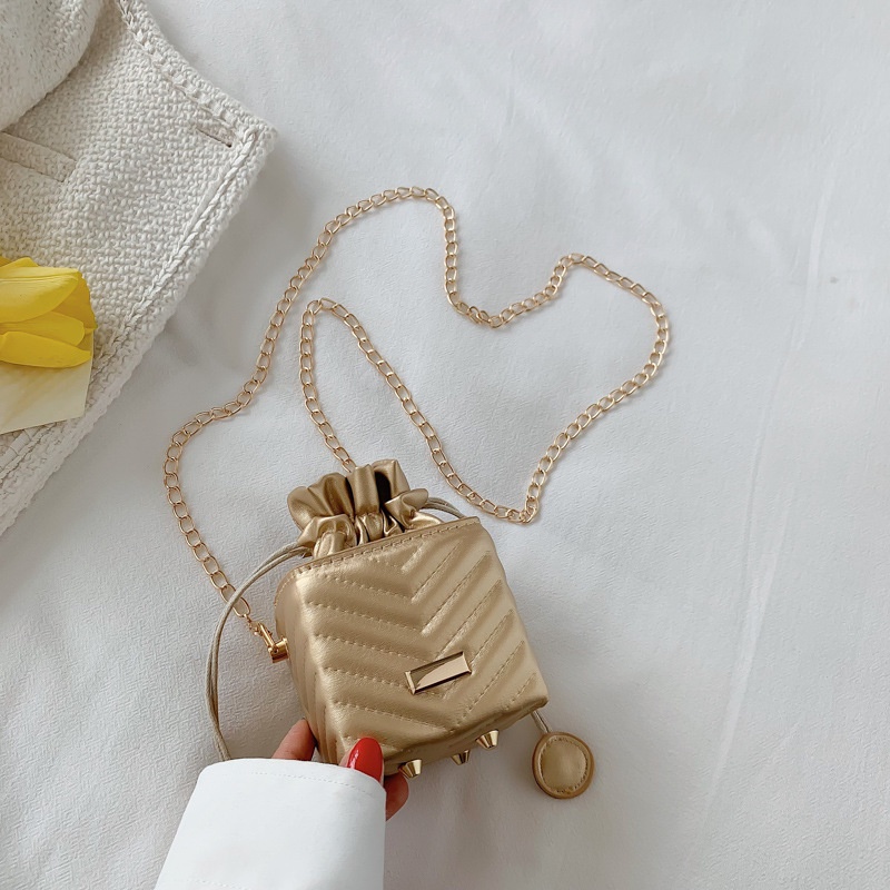 Túi Xách Bucket Cỡ Lớn Đính Đá Thời Trang Mùa Hè Cho Nữ