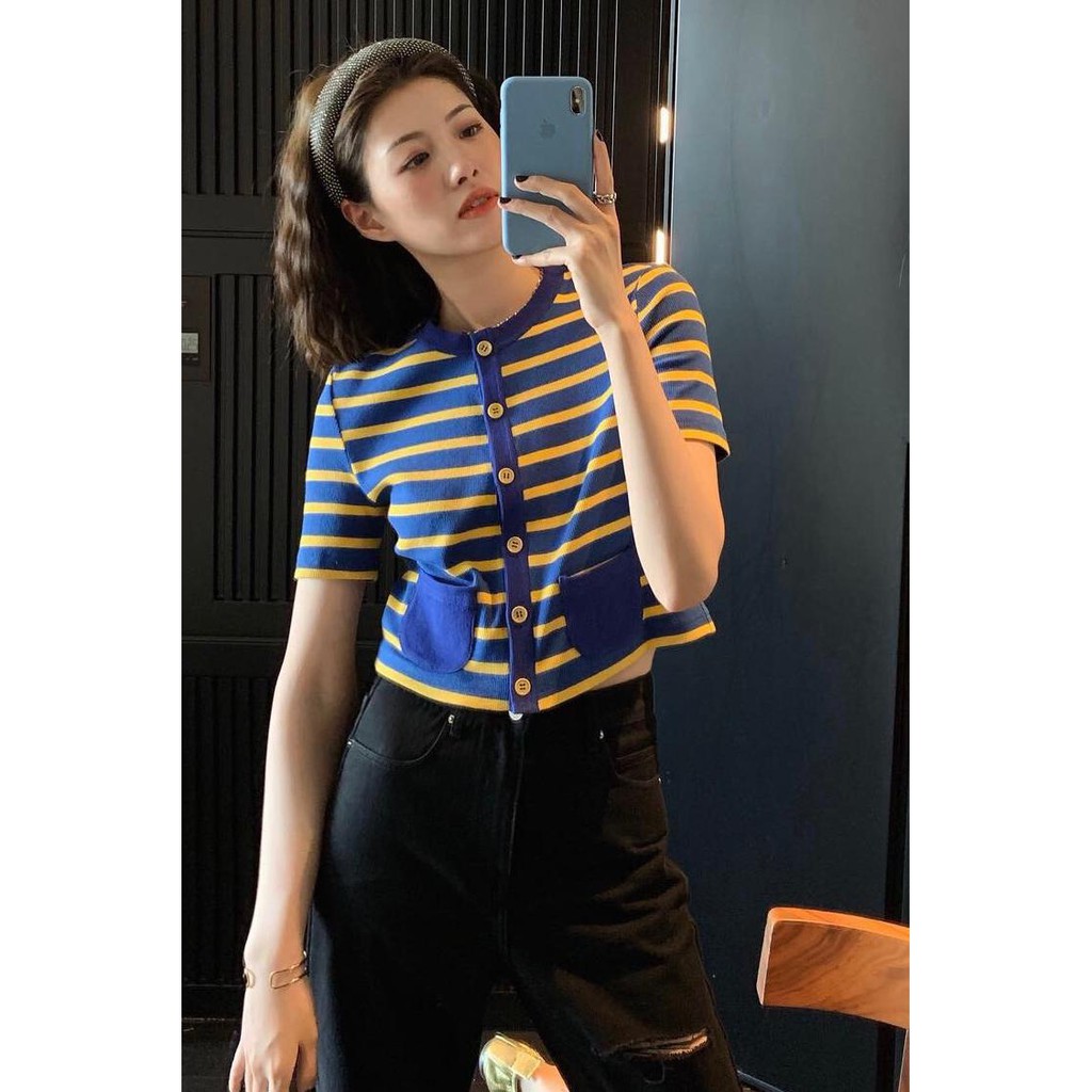 Áo Croptop Dệt Kim Tay Ngắn Cổ Tròn Phối Túi Phong Cách Hàn Quốc | BigBuy360 - bigbuy360.vn