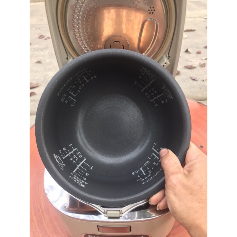 nồi cơm cao tần Nhật bản cố nước bù ẩm | BigBuy360 - bigbuy360.vn