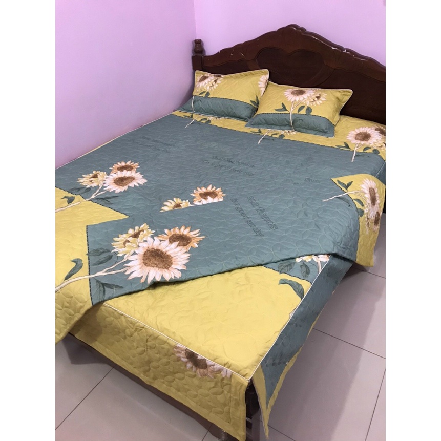[Sale to] Bộ 3 Món Ga Xẻ Góc Trần Bông Dày Dặn (Drap Chùm Kèm 2 Vỏ Gối Đầu, Ga Phủ Xuống Giường Như Ảnh) - Poly cotton