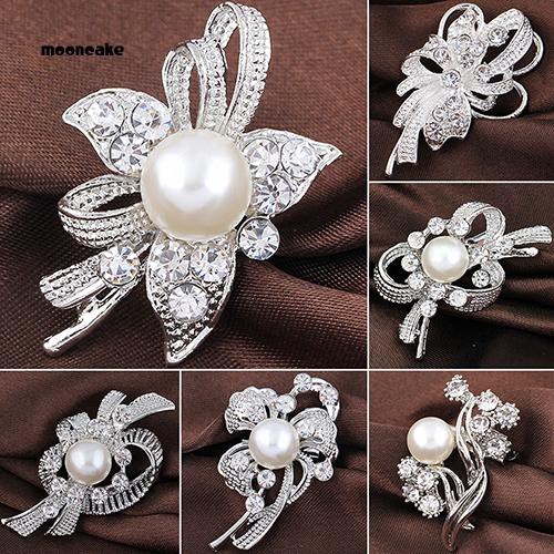 Ghim cài áo hình hoa đính kim cương ngọc trai giả thời trang cho nữ