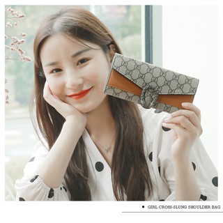 Ví cầm tay VI033