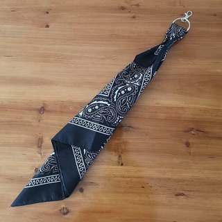 Khăn bandana hoạ tiết