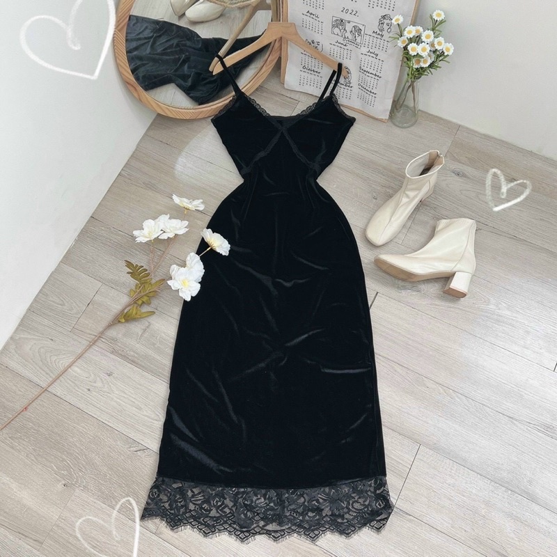 Đầm body nhung hai dây phối ren viền tà