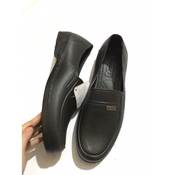 Combo giày nhựa cho nam 5 đôi