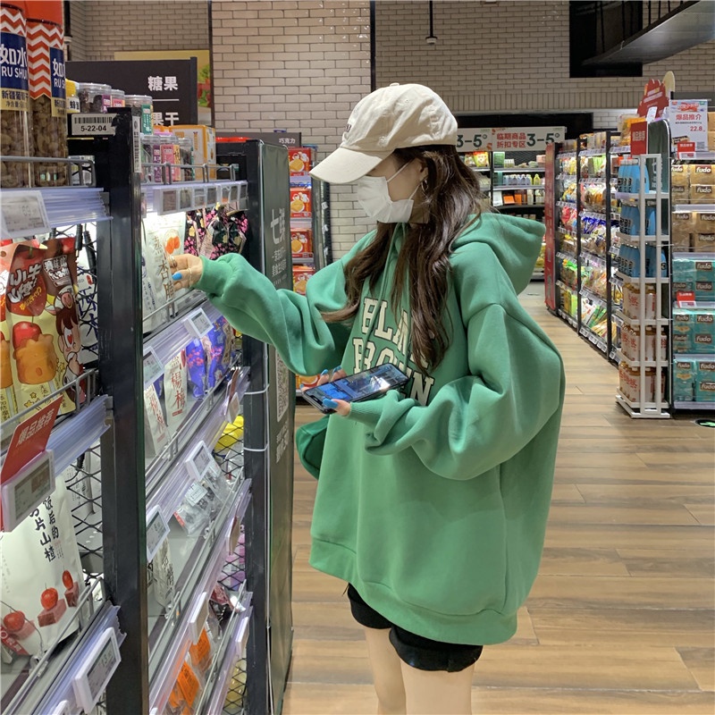 Áo hoodie tay dài dáng rộng in chữ cá tính dễ phối đồ thời trang