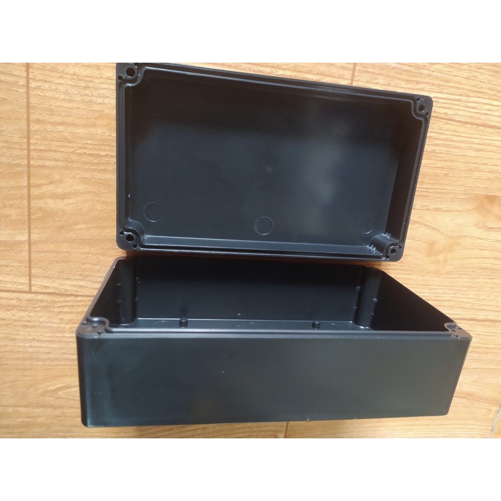Hộp 200x120x75mm kèm ốc vít và ron cao su chống nước - Hộp nhựa đựng mạch điện tử.