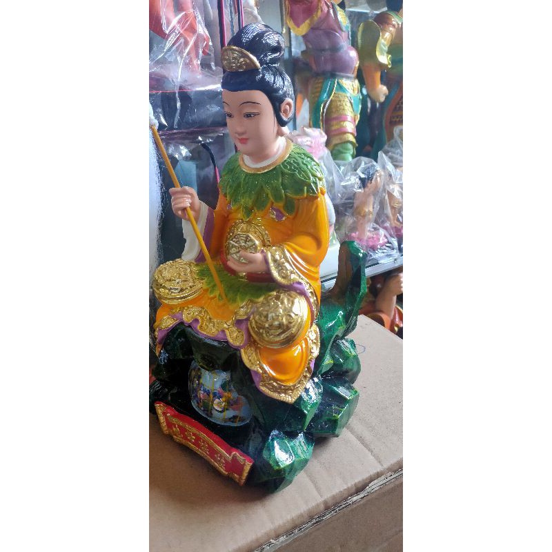 Tôn tượng Đức Diêu Trì Kim Mẫu