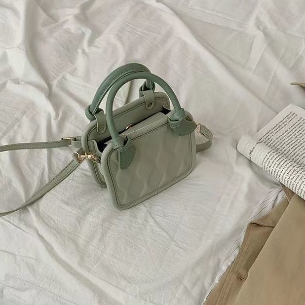 Túi Xách Nữ Đeo Chéo Màu Xanh Matcha Thời Trang Có 3 Kiểu Dáng Tùy Chọn
