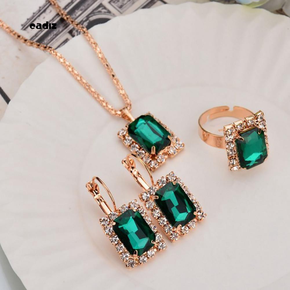 Bộ trang sức cho nữ dự tiệc cưới