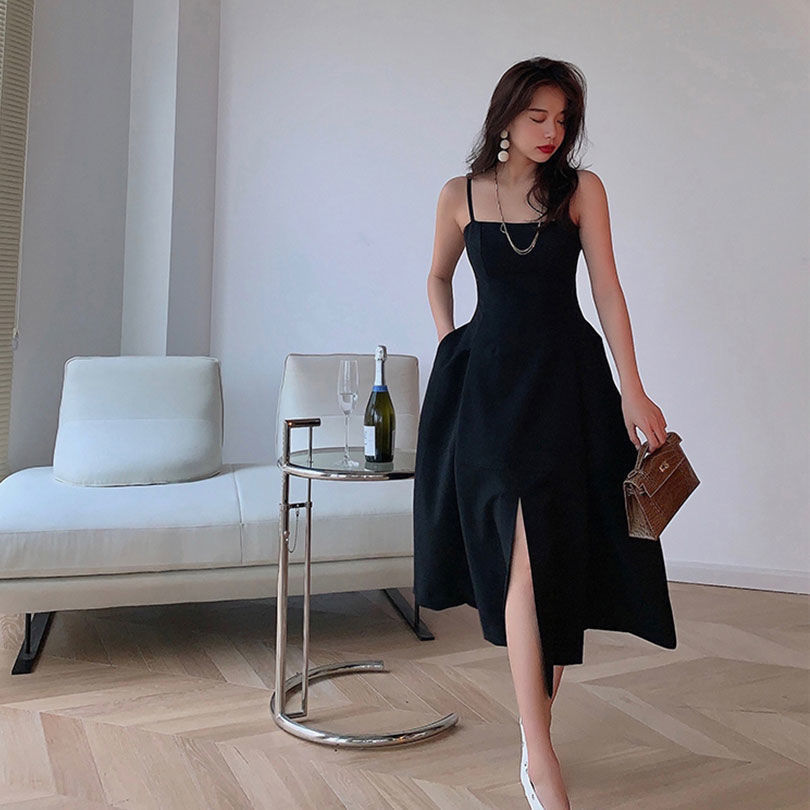 Váy Yếm Dáng Dài Màu Đen Thiết Kế Đơn Giản Trẻ Trung Hợp Thời Trang | BigBuy360 - bigbuy360.vn