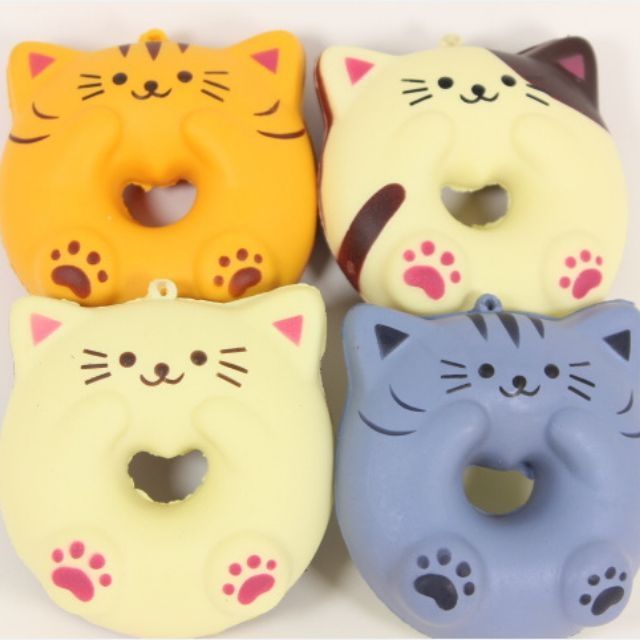Squishy donut mèo Kity kèm bb chính hãng