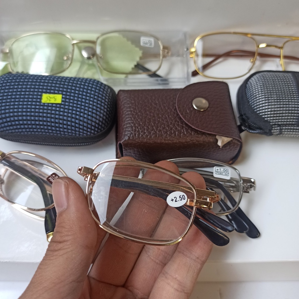 Kính lão thị viễn thị sẵn độ thanh lý hàng lỗi xước mắt mới 80% có thể đeo ở nhà hoặc làm kính sơ cua giá sale cực rẻ