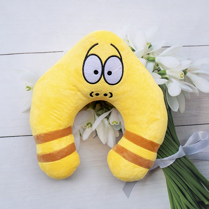 GỐI KÊ CỔ CHỮ U SÂU LARVA (30X34CM)