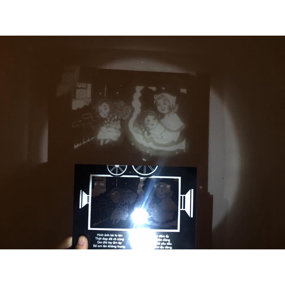 Sách chiếu bóng - Cinema book - Rạp chiếu phim trong sách - Vịt con xấu xí