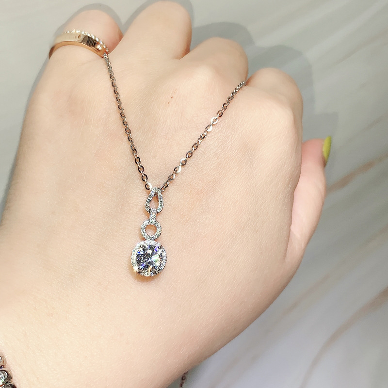 Dây Chuyền Đính Đá Kim Cương Kiểu Dáng Đơn Giản Hợp Thời Trang