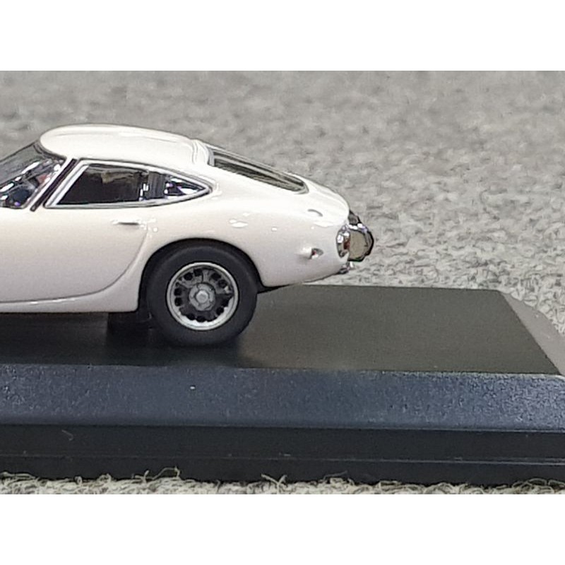 Xe Mô Hình Toyota 2000 GT 1:64 Kyosho ( Trắng )