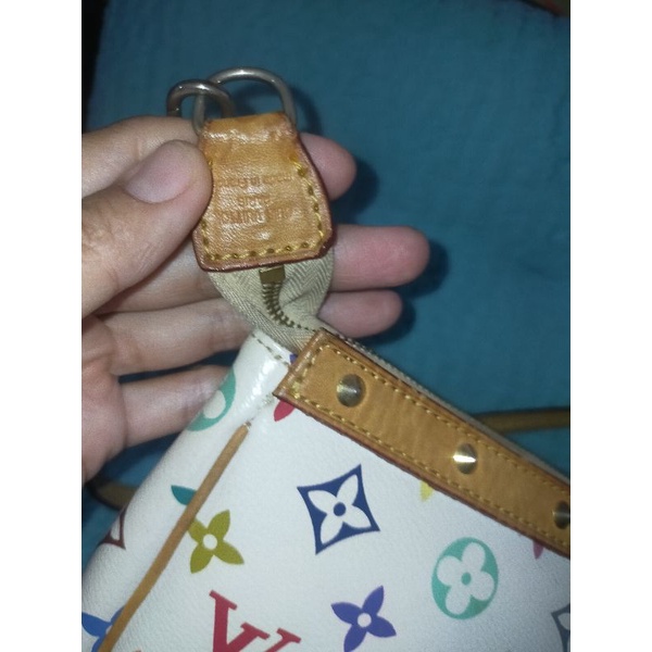 Túi xách si hiệu LV