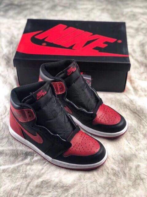 Giày Air Jordan 1 Retro High Og Bred