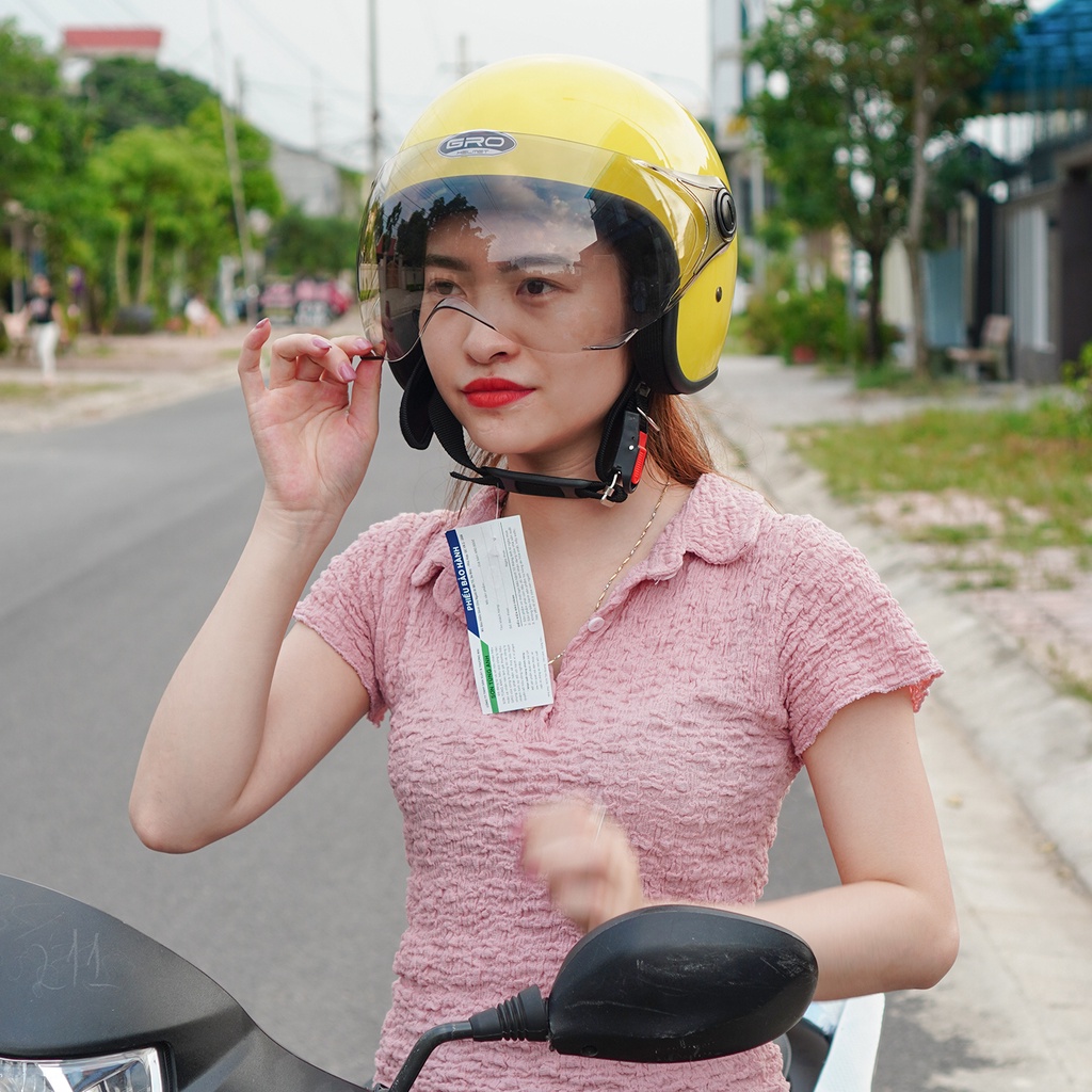 Mũ Bảo Hiểm 3/4 đầu GRO Helmet T818 có kính ngắn che nửa mặt, kiểu dáng thời trang cho nữ, khóa kim loại - Vàng Bóng