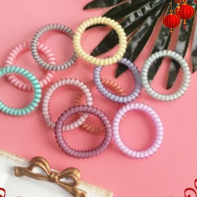 Buộc tóc xoắn baby