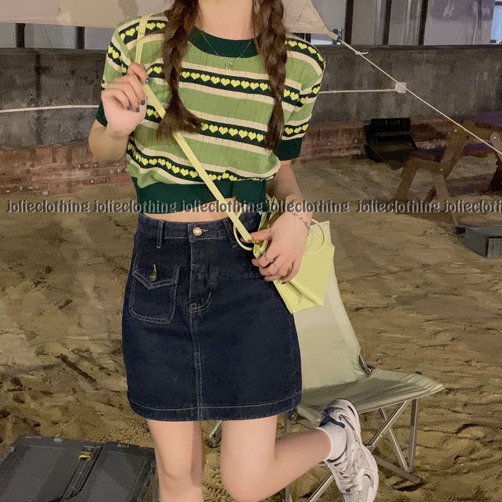 Áo croptop len cổ tròn, tay ngắn họa tiết trái tim xinh xắn