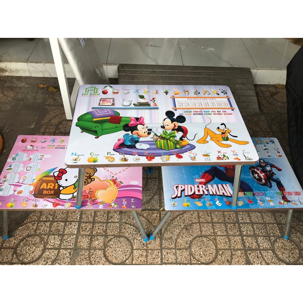 Bàn Học Sinh Chân Ống Kích Thước 50x70x30cm (RxDxC)