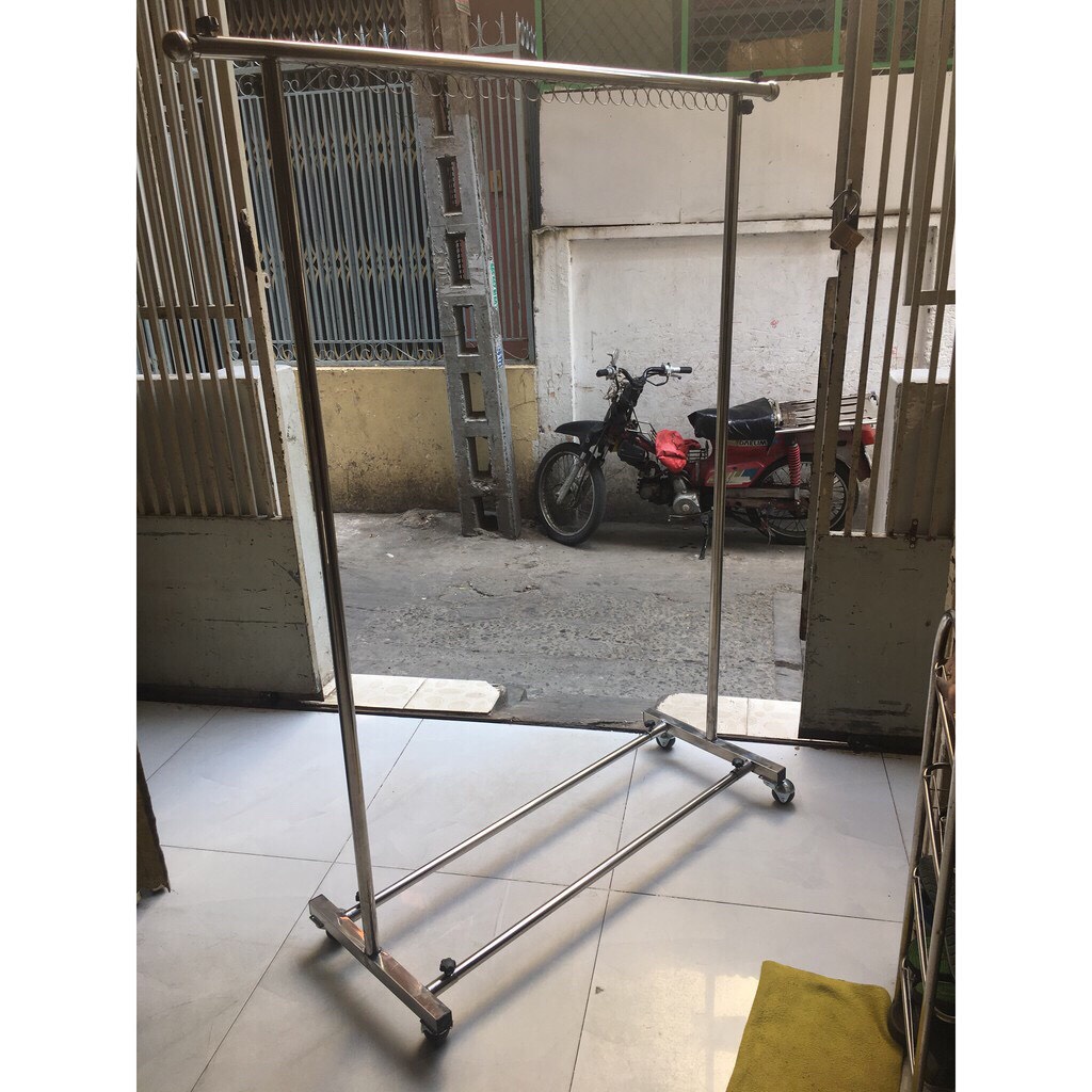 Sào treo đồ inox có bánh xe