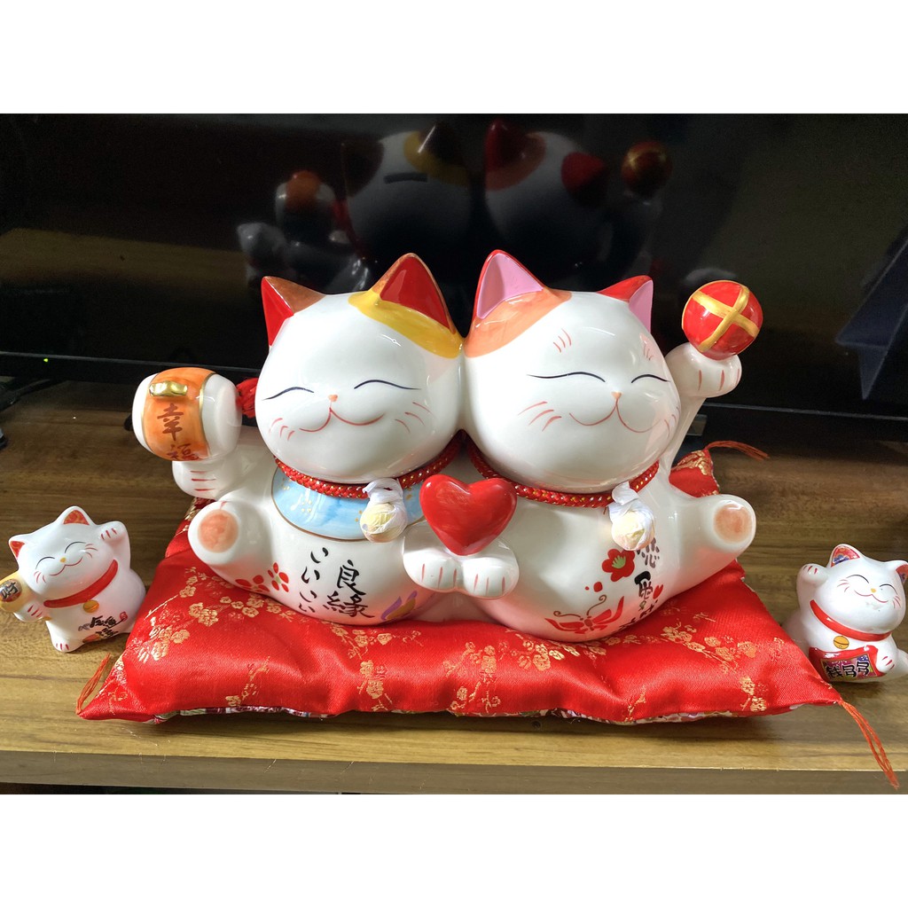 XẢ KHO 🔥 SALE 🔥 mèo đoi tình yêu manekineko. D 33 x R 16 x C 20 cm