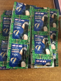 NHUỘM ĐEN TÓC NHÂN SÂM TIGI ( 10 gói)