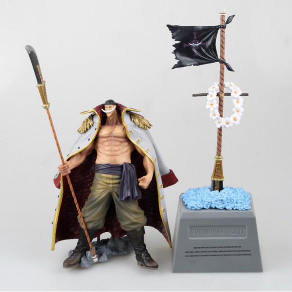 Mô Hình Figure One Piece tứ hoàng râu trắng qua đời 30cm