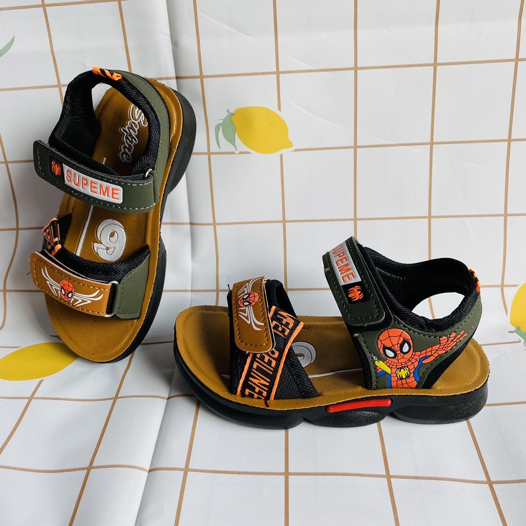 Giày sandal siêu nhân người nhện bé trai dép quai hậu đi học cho bé mềm nhẹ SDA3