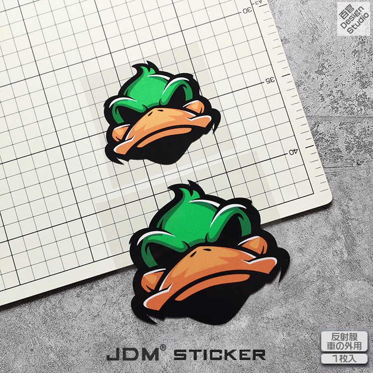 Miếng Dán Trang Trí Xe Hơi/Mô Tô Hình Chú Vịt Hoạt Hình Phản Quang Độc Đáo