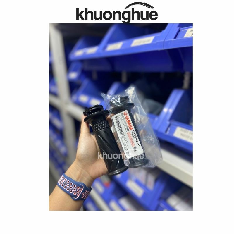 Cao su tay nắm, bao tay bên phải xe Nouvo Lx chính hãng YAMAHA