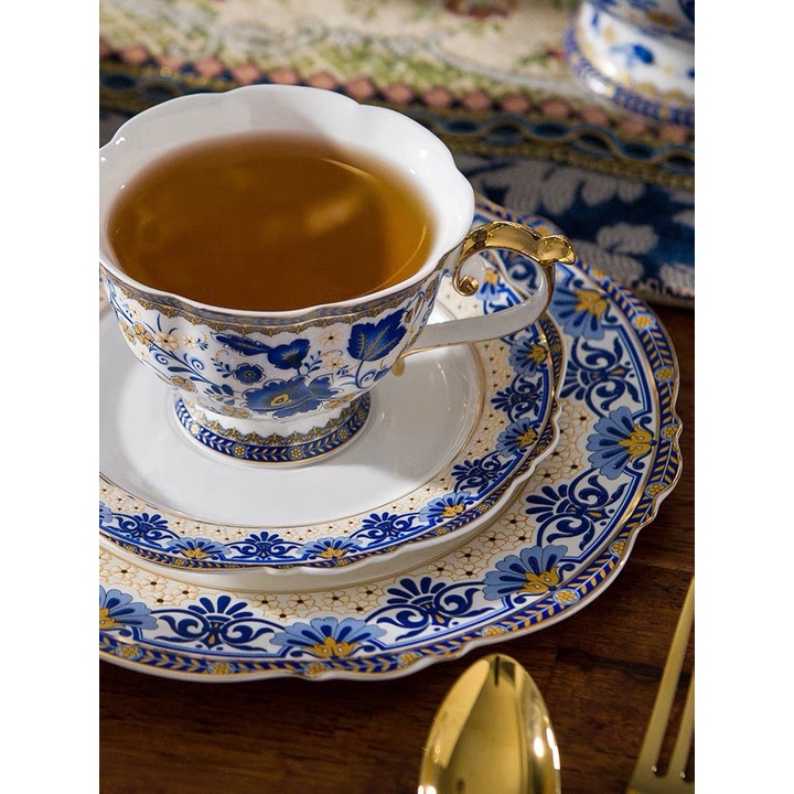 Bộ ấm chén, set trà hoa xanh nhẹ nhàng, cổ điển, khay mứt Tết, cakestand, khay bánh, trà chiều tinh tế, phong cách Pháp