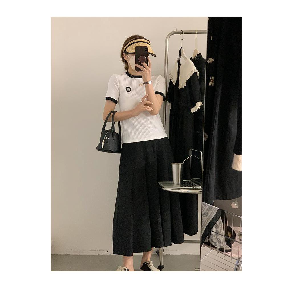 Áo Thun Ngắn Tay Thêu Trái Tim Màu Sắc Tương Phản Thời Trang Cho Nữ 61729