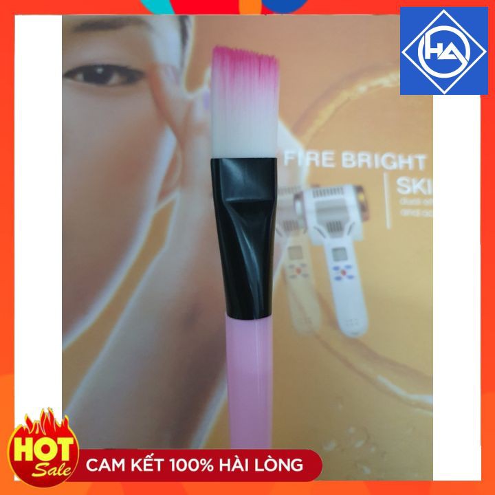 1 chiếc cọ quét mặt nạ cán hồng mới