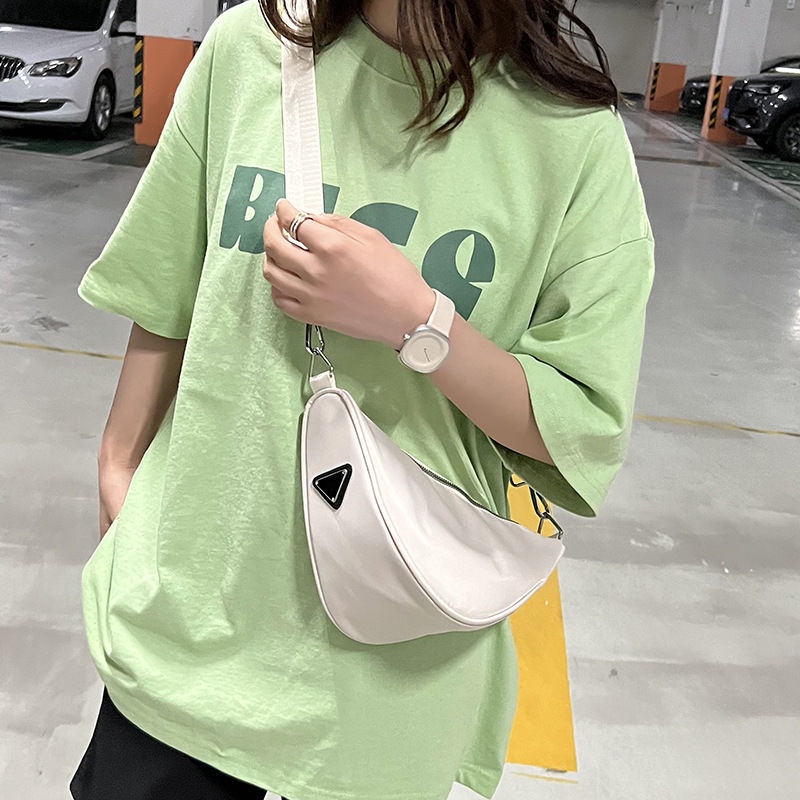 Túi Đeo Chéo Hình Tam Giác Cỡ Nhỏ 2022 Thời Trang Cho Nữ