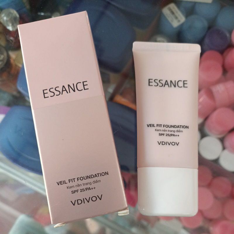 Kem nền bền màu che khuyết điểm toàn diện Essance Veil Fit Foundation SPF25 PA++ 30ml