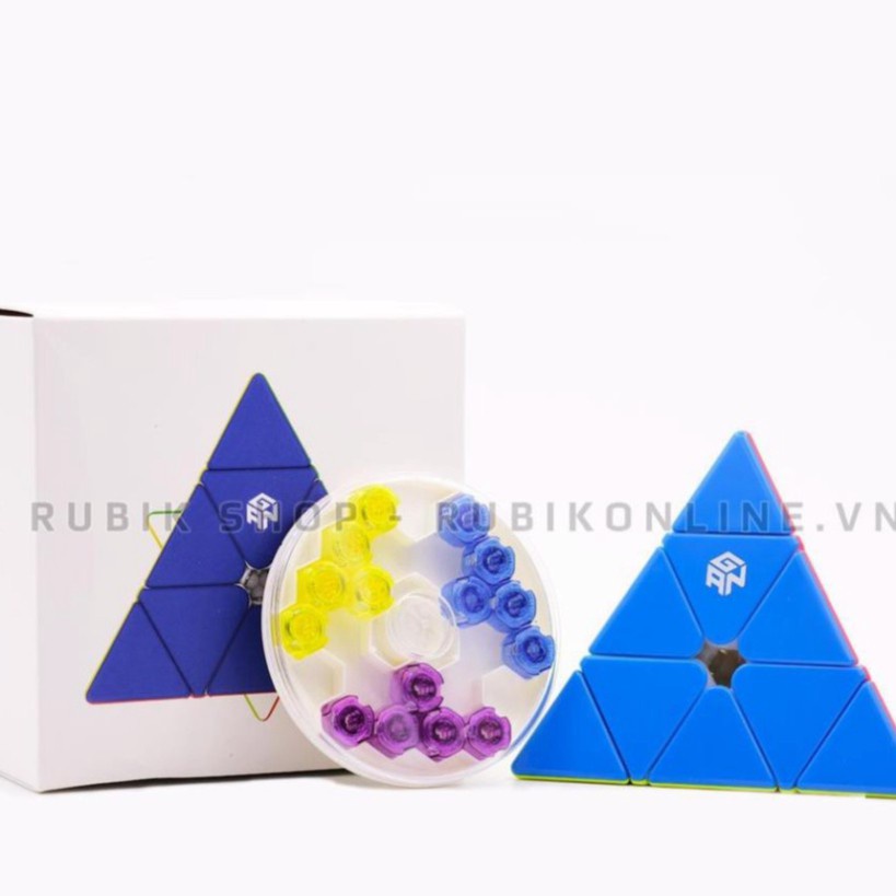 Rubik Pyraminx GAN Pyraminx M