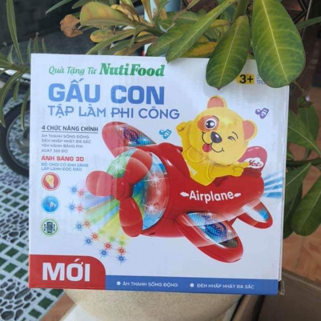 Bộ đồ chơi gấu con làm phi công - quà từ Nutifood