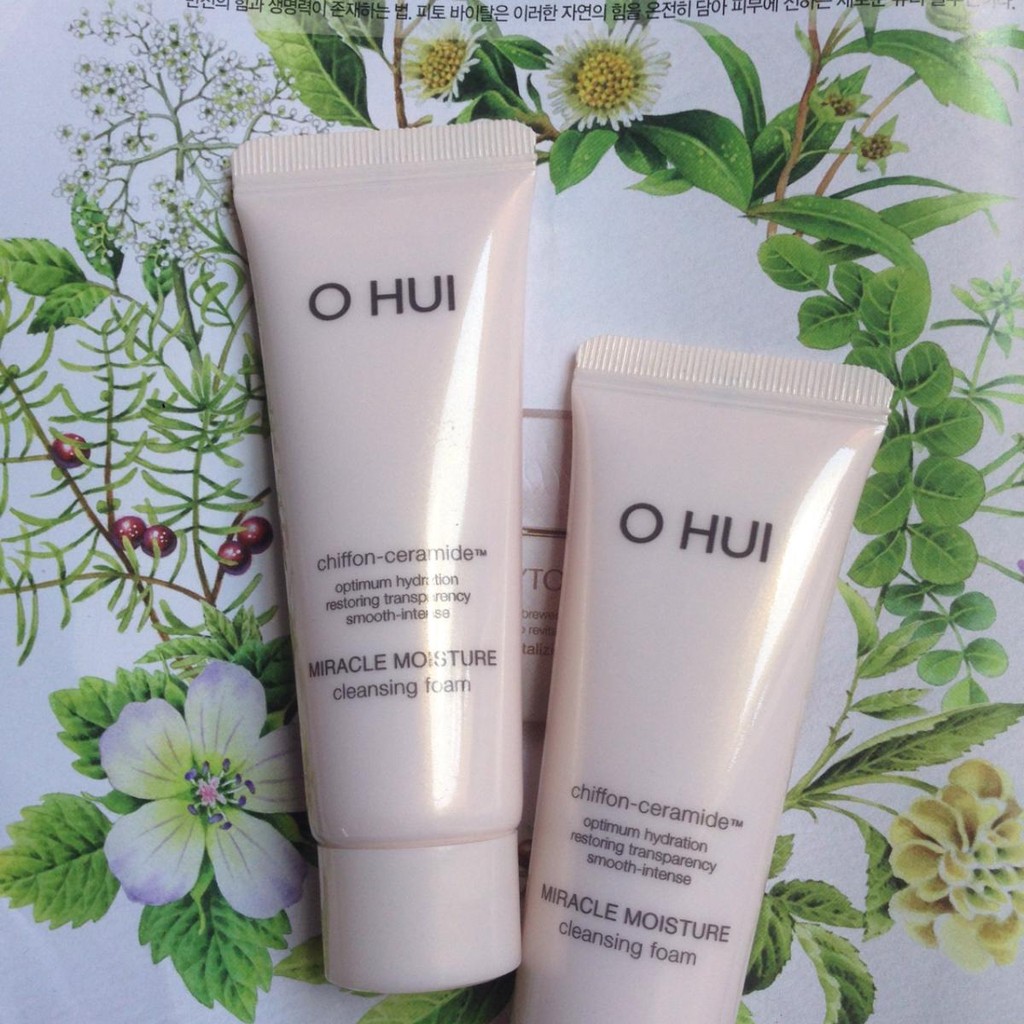 Sữa rửa mặt trắng da Ohui 40ml