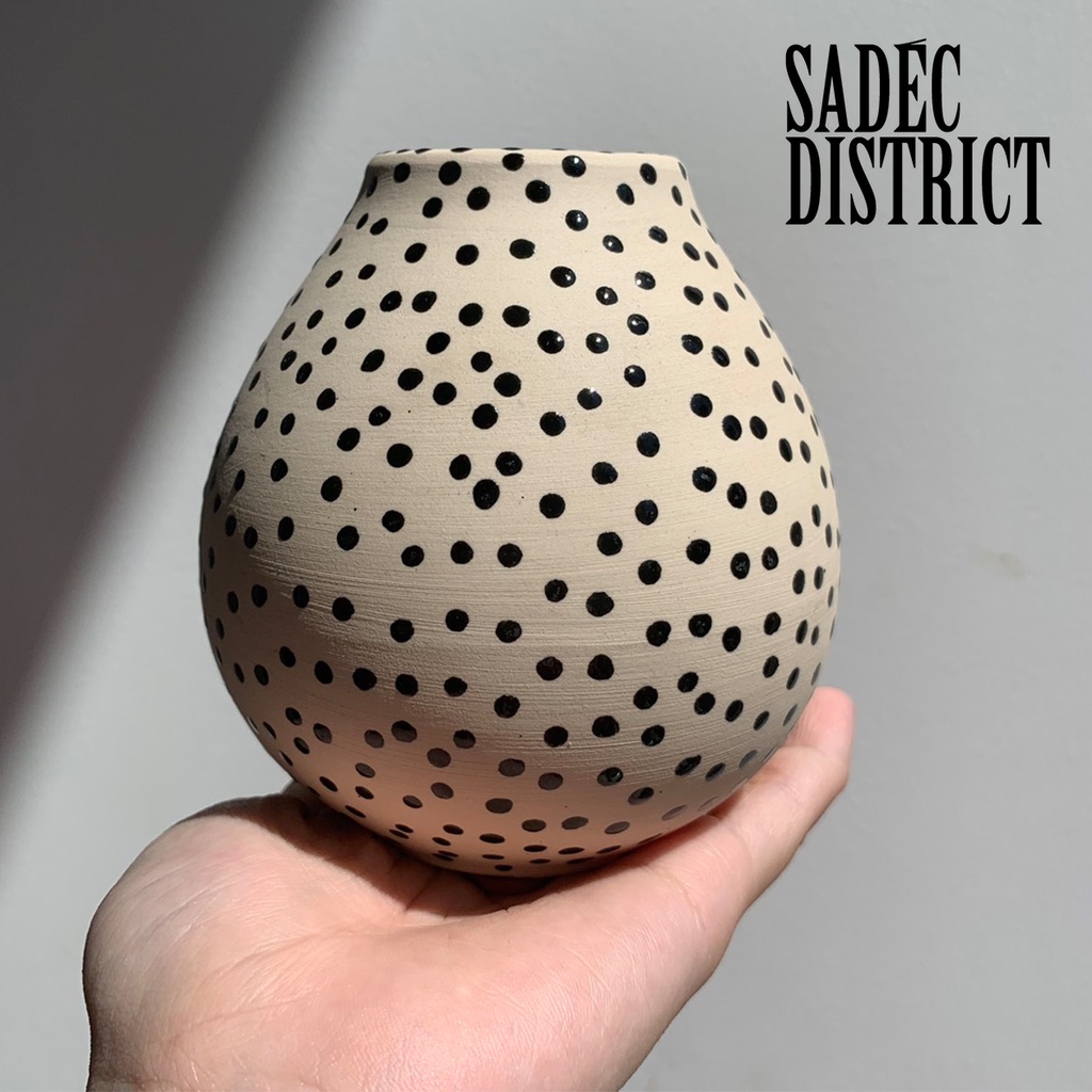 Bình gốm Sadec District Dots