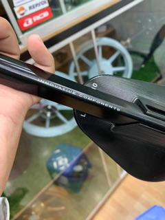 Kiếng rizoma elise luôn ron xoay