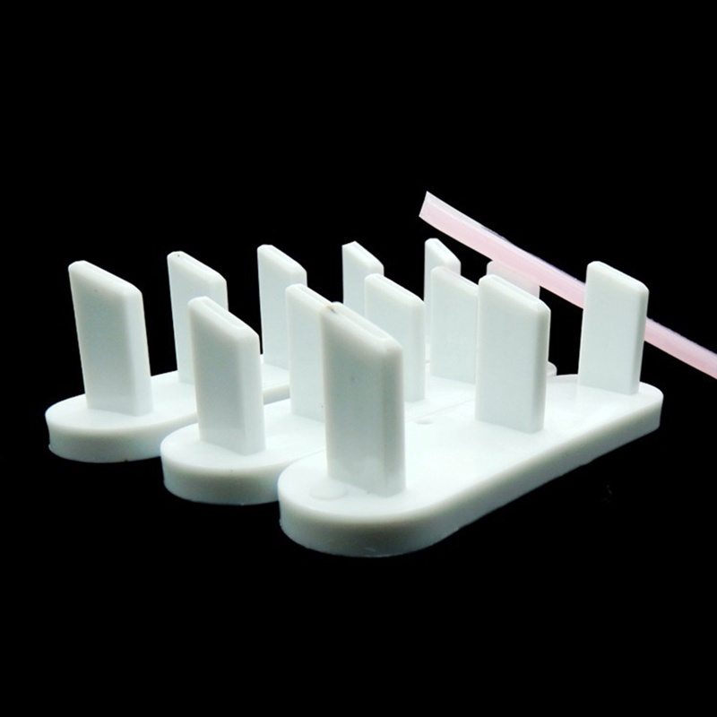 Set 3 giá đỡ tập làm móng + móng tay giả