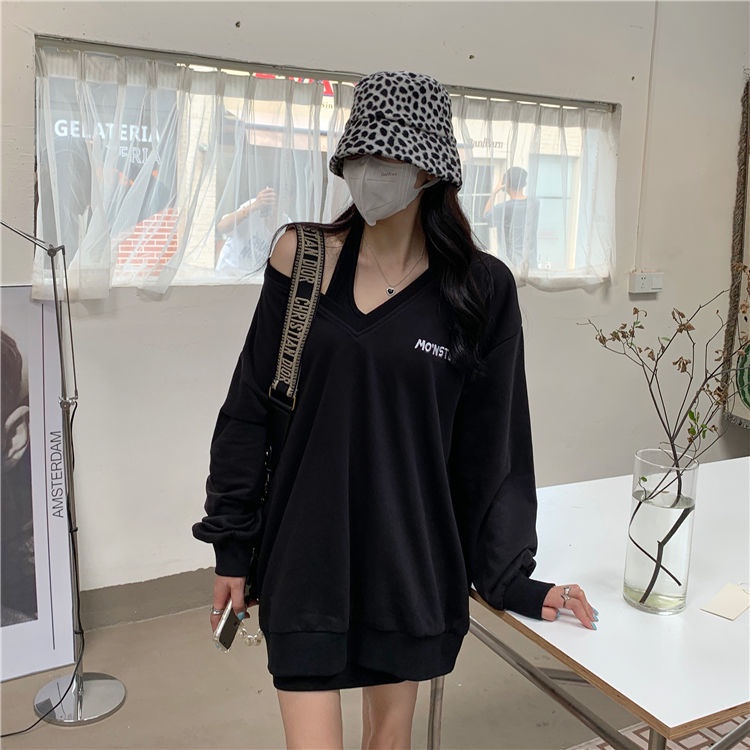 Set đồ COZOKC gồm áo không tay và áo len cổ chữ V thời trang Hàn Quốc