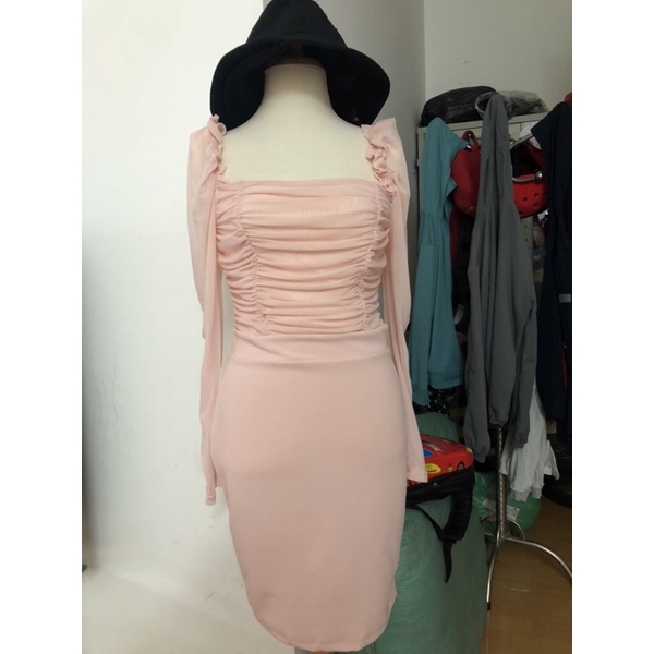 Đầm body nhún ngực haute monde màu hồng xanh đen vnxk