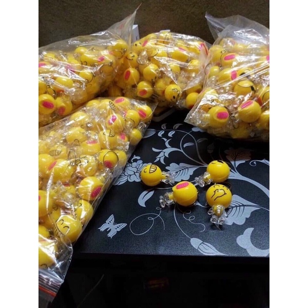 {HOT}Móc Khóa Mặt Cười Emoji Có Đèn Phát Sáng Độc Đáo