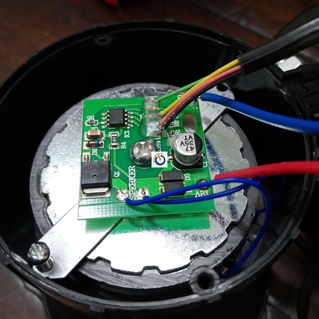 Còi hú  âm thanh lớn 110dB công suất 30W, ó 3 chế độ cho xe máy, ô tô, báo trộm, nhà xưởng